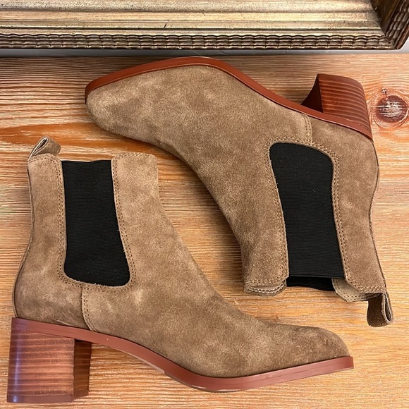 STEVE MADDEN RHIANNON Suede Leather Bootie - Size 8 - Picture 3 of 12